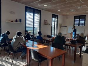 S’inicia un nou curs d’alfabetització en català per a persones nouvingudes