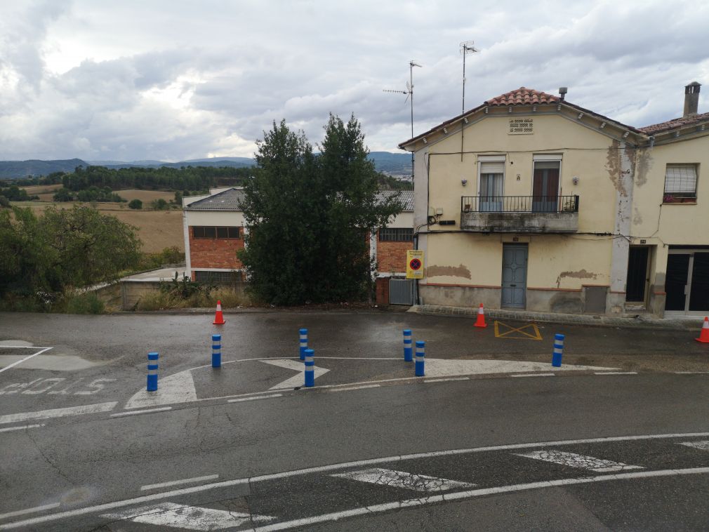 L&#039;ajuntament posa lombardes a l&#039;av. Manresa